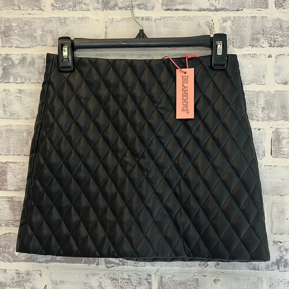 NWT Blank NYC Girl’s 14 Black Quilted Puffer Faux Leather Mini Skirt - Picture 1 of 8